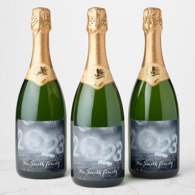 Önskar lycklig och ett framgångsrikt nytt år vin-a (Flaskor)