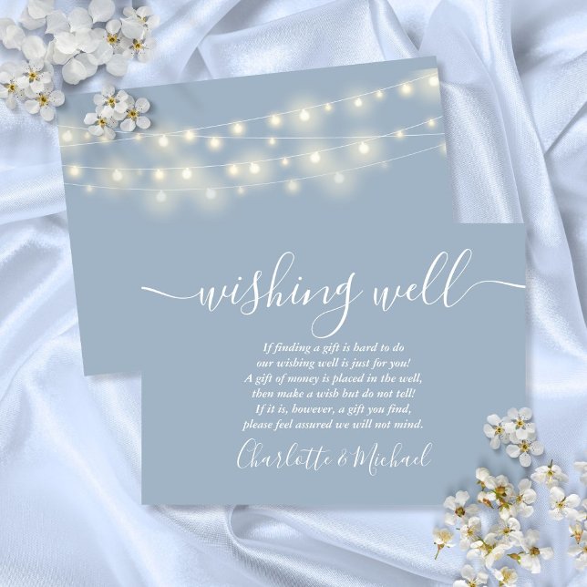 Önskebrunn Strängljus Dammt blå Bröllop Tilläggskort (Wishing Well String Lights Dusty Blue Wedding Enclosure Card)