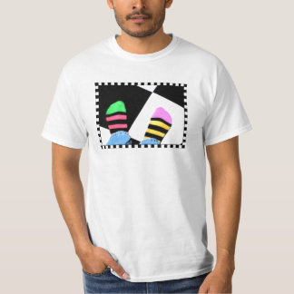 Oöverensstämmelse sockor tee shirt