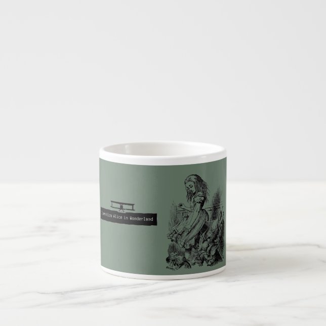 Operation Alice in Wonderland Alice im Wunderland Espressomugg (Framsidan)