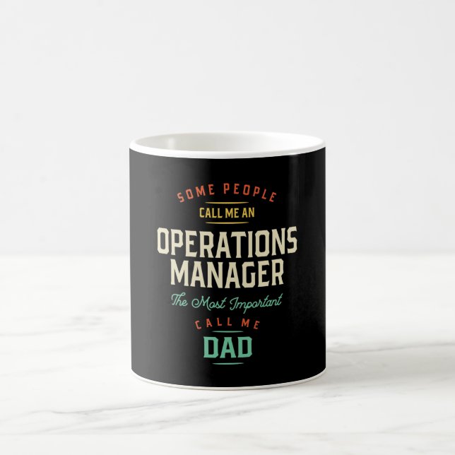 Operations Manager och Pappa Kaffemugg (Center)