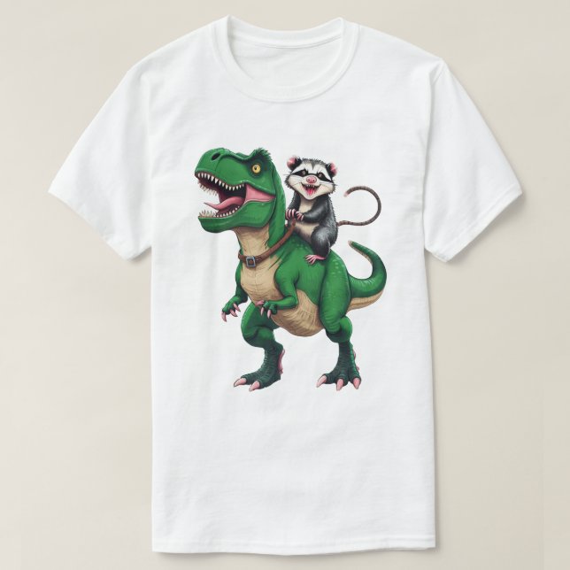 Opossum på T-Rex - Roligt Possum Riding Dinosaur D T Shirt (Design framsida)