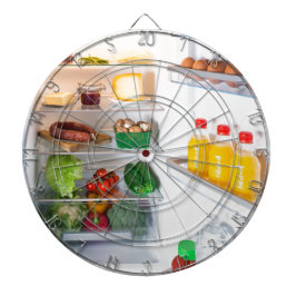 Öppen kyl fylld med mat darttavla