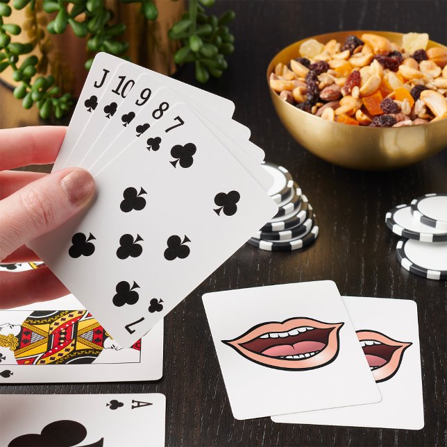 Öppen mun läppar tänder tunga casinokort (Skapare uppladdad)