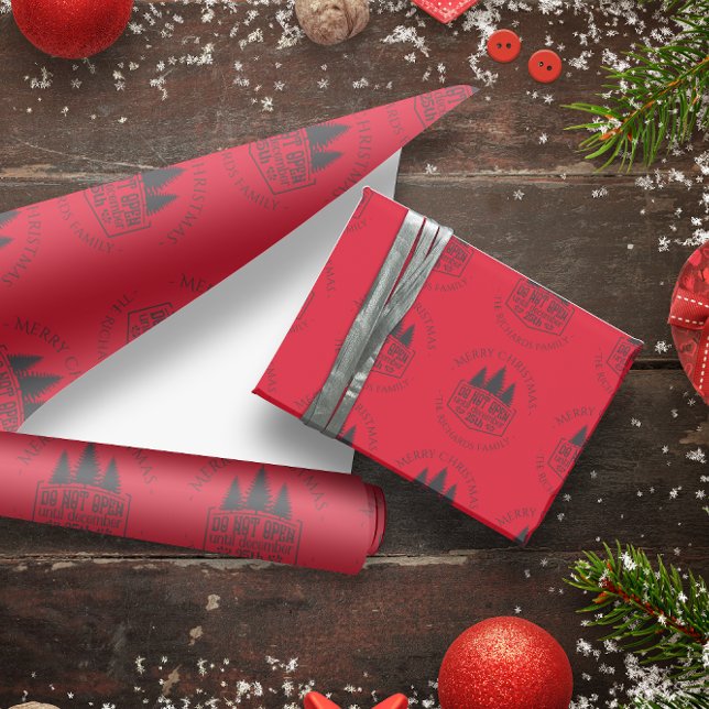 Öppna inte förrän - Röd Personlig jul Presentpapper (Do not Open until - Red Personalized Christmas Wrapping Paper)