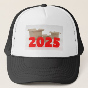 Öppna lådor med tryckt 2025 års bild utskriven keps