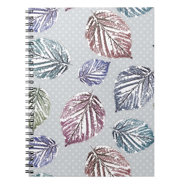 Öppna löv på lätt grått-bakgrund anteckningsbok (Framsidan)