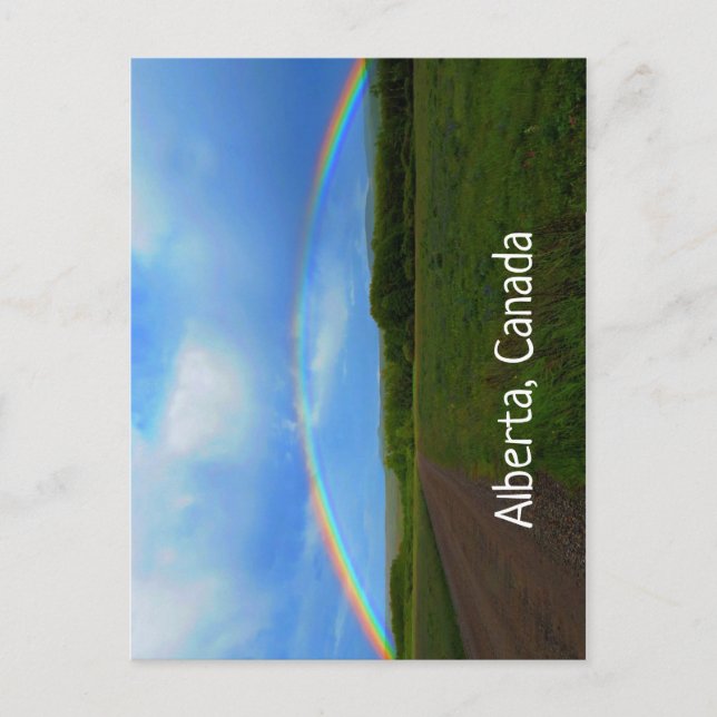 Öppna väg genom Grönt Fält Alberta Rainbow Vykort (Framsida)