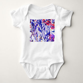 Opulent Watercolor Blommigts: Garden Background. T Shirt