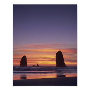 OR, Oregon-kusten, Cannon Beach, havsstackar kl 2 Fototryck