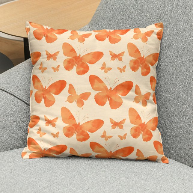 Orange akvarell fjärilar  kudde (Skapare uppladdad)