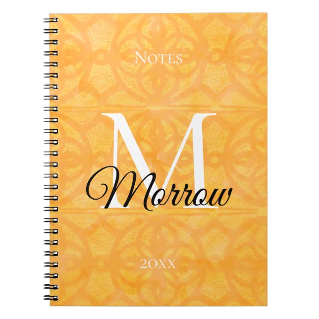 Orange Batik Namn och Monogramme år Anteckningsbok (Framsidan)