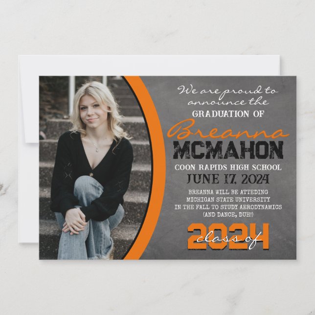 Orange & Black Chalkboard Studenten-meddelande Inbjudningar (Framsida)