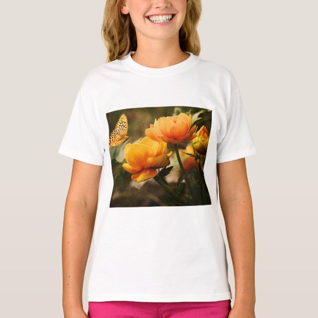 Orange Butterfly och Flowers T Shirt (Framsida)