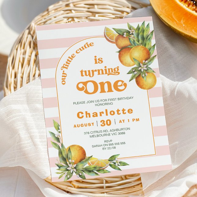 Orange Citrus Little Cutie 1:a födelsedag Inbjudningar (Editable Our Little Cutie Birthday Invitation Girls Clementine Oranges Birthday Party Arch Stripe)