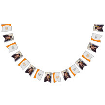 Orange Curved Ram Photo Studenten