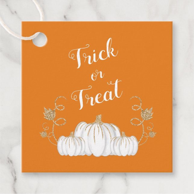 Orange Cute Bus eller godis Pumpkin Halloween Gåvor Etiketter (Framsida)