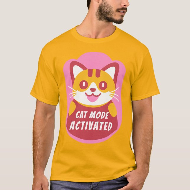 Orange eller gul tabby kattunge med anpassad text t shirt (Framsida)