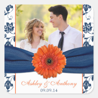 Orange Gerber Daisy Navy Damask bröllop Stickers Fyrkantigt Klistermärke