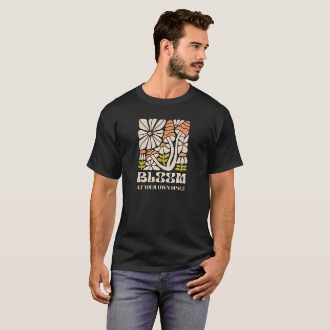 Orange Grönt Retro Blommor & Svamp Grafisk  T Shirt (Hel framsida)