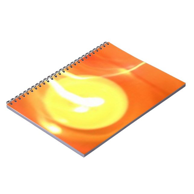 Orange Gult Flamljus, konst Anteckningsbok Med Spiral (Vänstra Sidan)