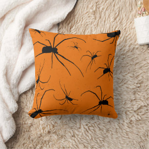 Orange Halloween Spindlar Mönster, Svart Spindel Kudde