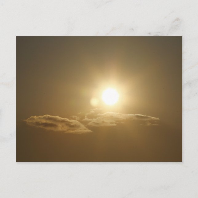 Orange himmel med sol och moln vykort (Framsida)