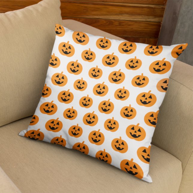 Orange Jack O Lantern Pumpamuster Halloween Kudde (Skapare uppladdad)