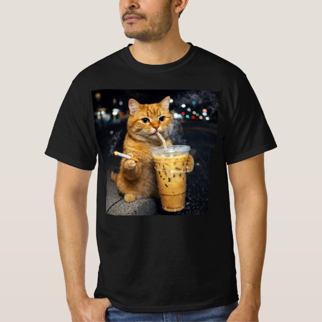 orange katt dricker iskaffe och röker cigaretter t shirt (Framsida)