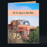 ORANGE Lastbil i födelsedagstorgen i 75:e i Lyckli Kort<br><div class="desc">75:E födelsedag i Vintagen Lastbil 2003 Detta kort med vintage lastbil i fält är ett Lycklig sätt att önska en mycket Orange kille i roligt. All text är anpassade.En roligt och ett kort av ett slag! Om du vill se mer av mina födelsedagskort skriver du in det år du vill...</div>