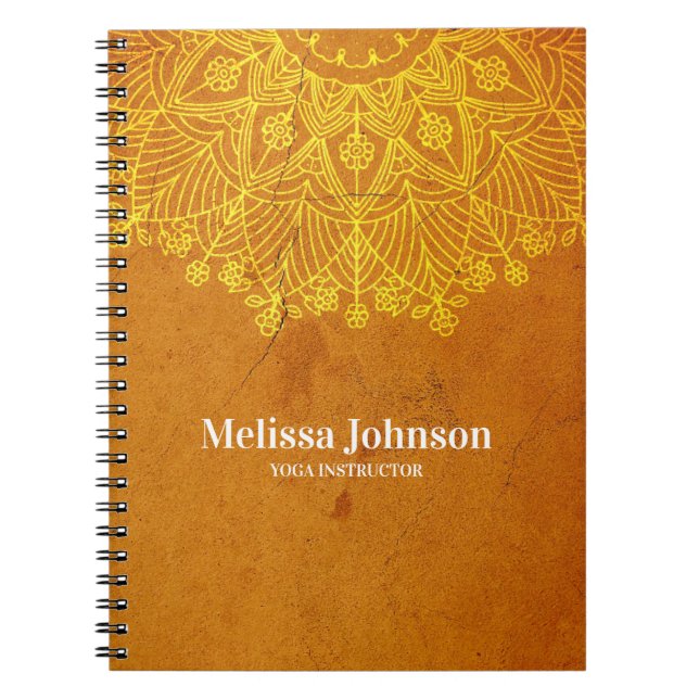 Orange Mandala Yoga Meditation Anpassningsbar Anteckningsbok (Framsidan)