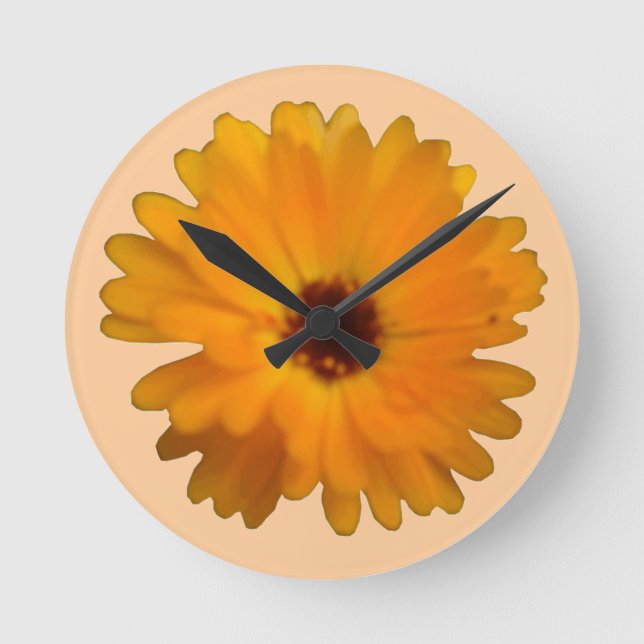 Orange Marigold Wall Clock Rund Klocka (Framsida)