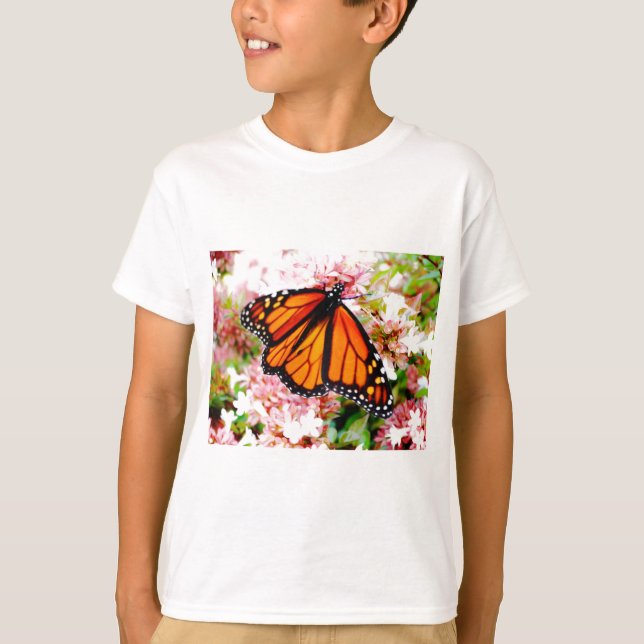 Orange Monarch på rosa blommor Tee Shirt (Framsida)