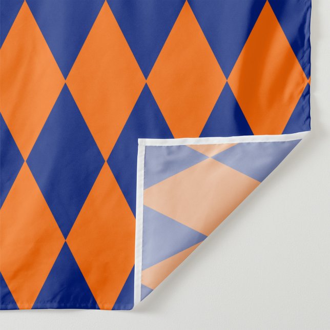 Orange och blå Harlekinrutig design  Tyg (Skapare uppladdad)