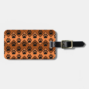 Orange och brun chevron med hundfotsmönster bagagebricka