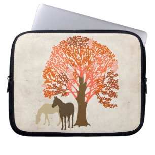 Orange och brunsthästar laptop sleeve
