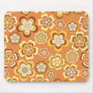 Orange- och bruntseventiesblommönster musmatta