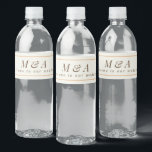 Orange och Cream Monogram Hösten Bröllop Vattenflaska Etikett<br><div class="desc">En enkel elegant med pumpad orange i ramar och enkel att anpassa texten på dessa vattenflaskor. Ställe på gästplatserna för varma utomhusceremonier, vid mottagningen pub i era rum för gästgäster utanför stadens hotellrum och förtjusa dem med er omtänksamhet. Anpassa den här etiketten genom att ändra bakgrunden till färg, ändra typsnitt,...</div>