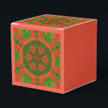 Orange och Grönt Kaleidoscope Gift Box Presentaskar<br><div class="desc">Den här bilden började som en Mandelbrot,  men jag ändrade den till ett kalejdoskop. Ibland leker jag bara kärlek med min teckning och vem vet hur det slutar tittar.</div>