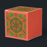 Orange och Grönt Kaleidoscope Gift Box Presentaskar<br><div class="desc">Den här bilden började som en Mandelbrot,  men jag ändrade den till ett kalejdoskop. Ibland leker jag bara kärlek med min teckning och vem vet hur det slutar tittar.</div>