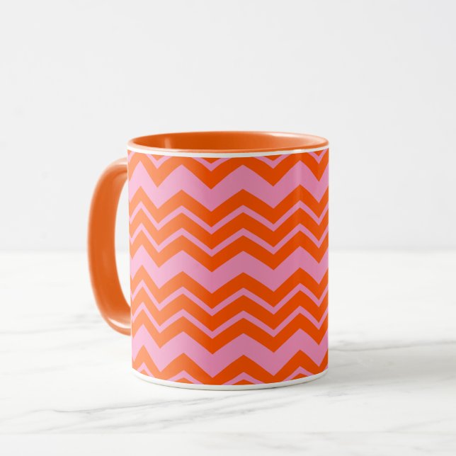 Orange och rosa chevronmönsterdesign  mugg (Framsida vänster)