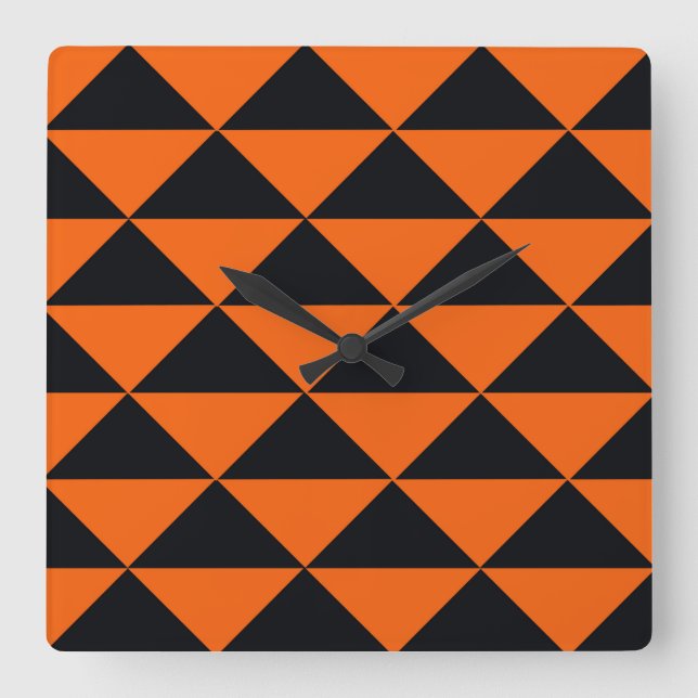 Orange- och svarttrianglar fyrkantig klocka (Framsida)