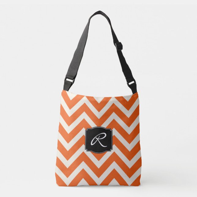 Orange och vit Chevron Mönster med Monogram Axelväska (Framsida)