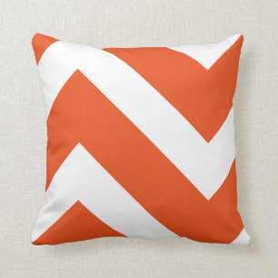 Orange och Vit modern Chevron Geometric Kudde