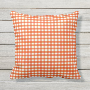 Orange och White Gingham Mönster Utomhuskudde