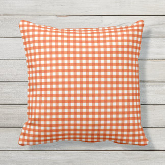 Orange och White Gingham Mönster Utomhuskudde
