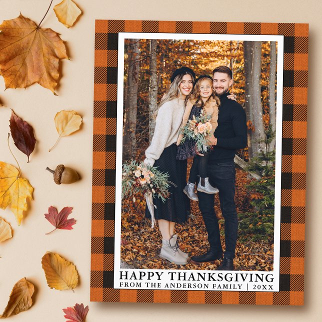 Orange Plaid Familjefoto Glad Thanksgiving Vykort (Customize to change text size or text style.)