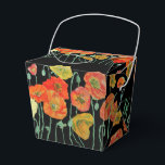Orange Poppy Blommigt Bröllop Cake Favoritbox Presentaskar<br><div class="desc">Orange Poppy på svart Blommigt blommar Bröllop Cake Favor Boxes. Designad från en av mina vattenfärgsmålningar.</div>