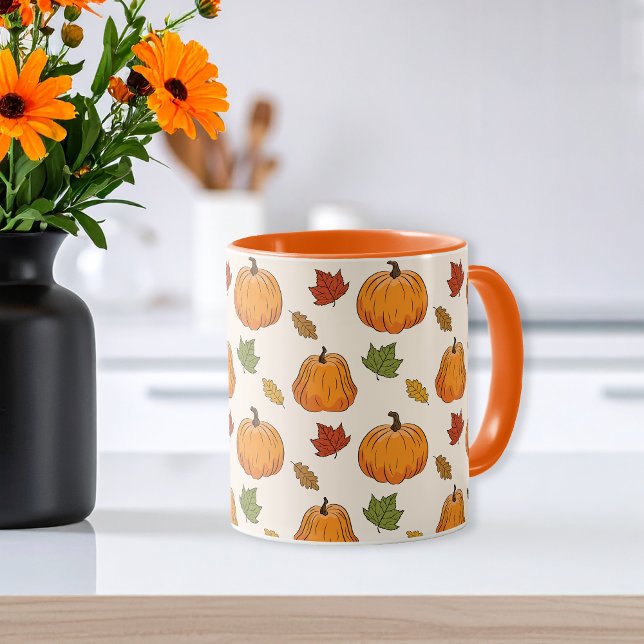 Orange Pumpkins och Höst löv Mönster Mugg (Skapare uppladdad)