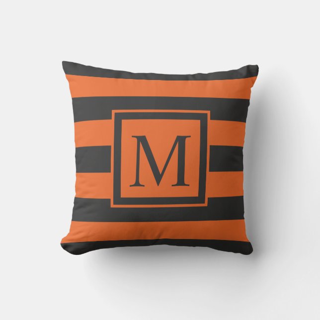 Orange Rand Halloween Monogram | Dekorativ kudde (Framsida)